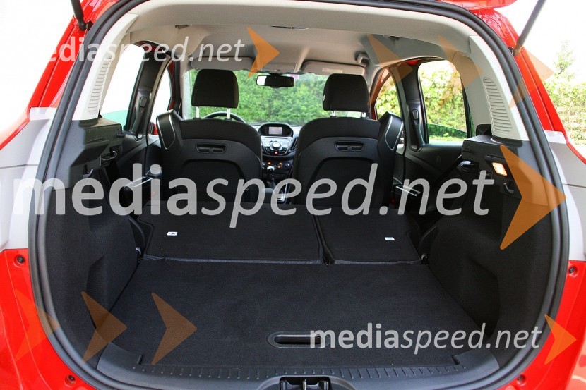 Ford B-MAX 1.6 TDCi Titanium (70 kW), ob podrtih zadnjih sedežih lahko natovorimo do 1.385 litrov prtljageFord B-MAX 1.6 TDCi Titanium (70 kW), mediaspeed test