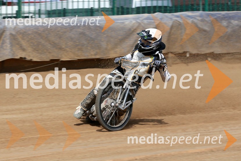  Jernej Pečnik, AMTK LjubljanaŽagar v Ljubljani zmagovalec uvoda v državno prvenstvo, hud padec Kukovice in Cvetka