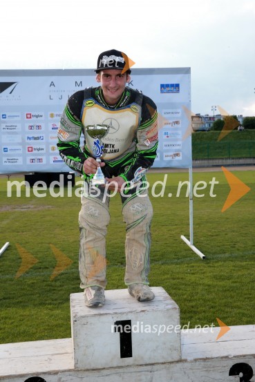  Žiga Kovačič, AMD KrškoŽagar v Ljubljani zmagovalec uvoda v državno prvenstvo, hud padec Kukovice in Cvetka