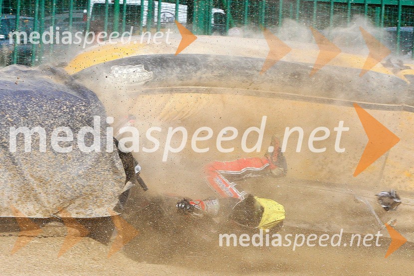  Samo Kukovica, spidvejistŽagar v Ljubljani zmagovalec uvoda v državno prvenstvo, hud padec Kukovice in Cvetka