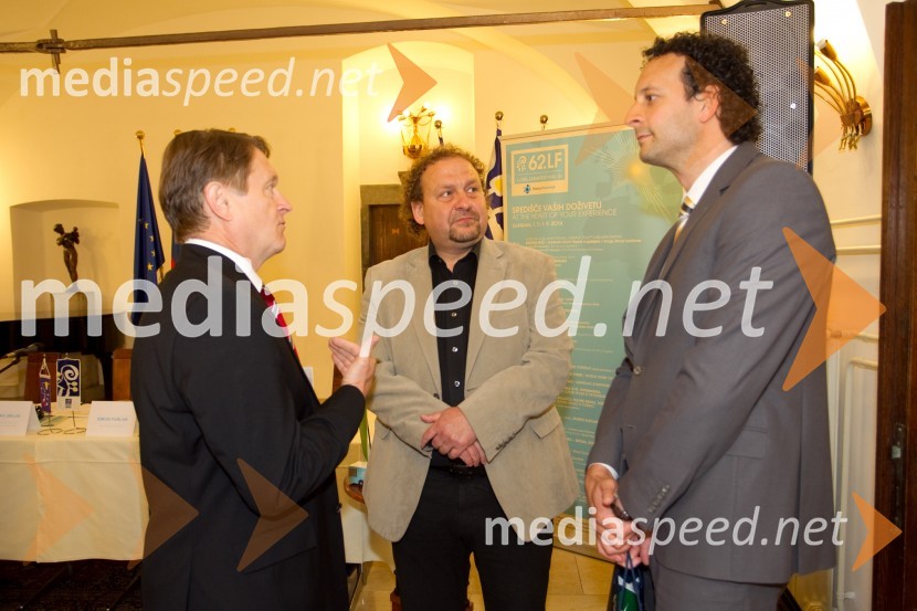  Andrej Kavšek, predsednik uprave Zavarovalnice Tilia, d. d.;  Darko  Brlek, direktor, Festival Ljubljana;  Matevž Raztočnik, Banka Koper62. Festival Ljubljana 2014, novinarska konferenca