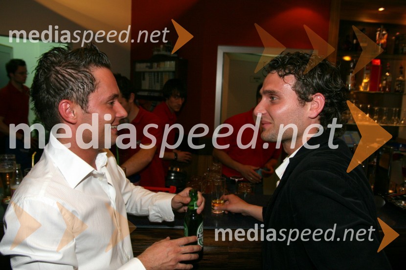 Zoran Ristič, kuharski mojster in Gorazd Ademovič - Gogi, pevecKoncert Jana Plestenjaka ob prvi obletnici Bowling centra Strike