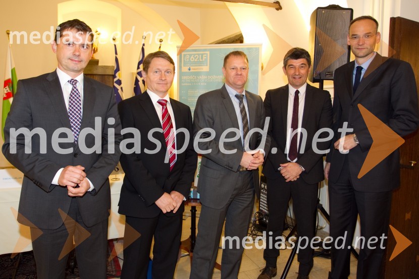 mag. Simon Furlan, Telekom Slovenije;  Andrej Kavšek, predsednik uprave Zavarovalnice Tilia, d. d.;  Tomaž Krajnčič, Hypo;  Aleksander Batič, izvršni direktor NKBM za področje poslovne mreže;  Aleksander Salkič, vodja službe za odnose z javnostmi Petrol62. Festival Ljubljana 2014, novinarska konferenca