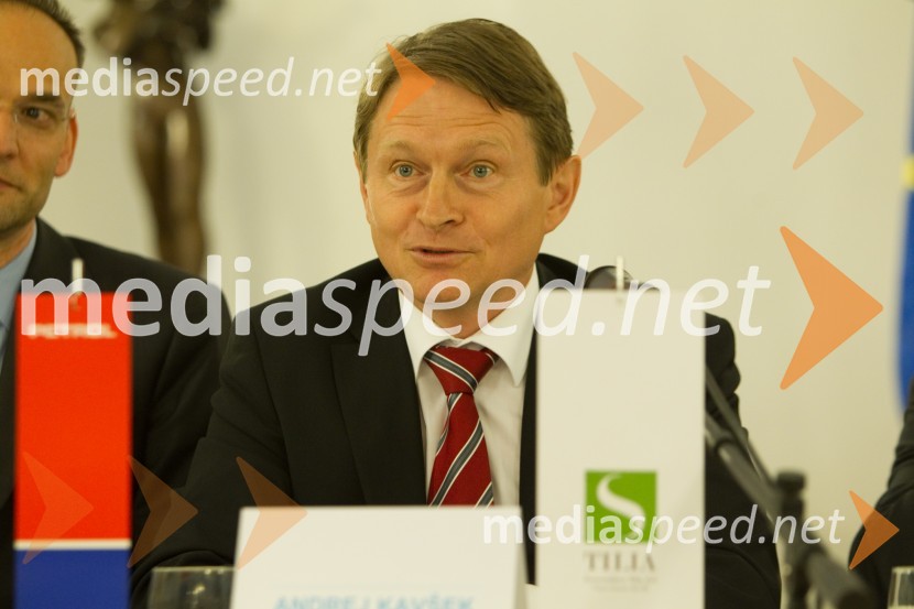  Andrej Kavšek, predsednik uprave Zavarovalnice Tilia, d. d.62. Festival Ljubljana 2014, novinarska konferenca