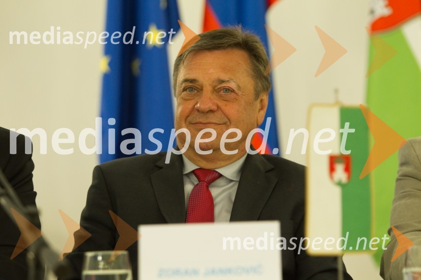  Zoran Janković, župan MOL, predsednik PS62. Festival Ljubljana 2014, novinarska konferenca