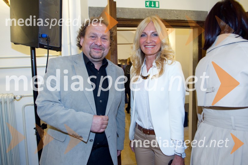  Darko  Brlek, direktor, Festival Ljubljana;  Elvira Medved,  vodja Službe za odnose z javnostmi Krka d.d.62. Festival Ljubljana 2014, novinarska konferenca