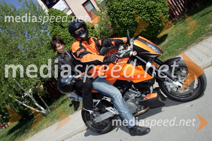 Žana Povše, pevka in Dani Salobir, fantŽana Povše, pevka