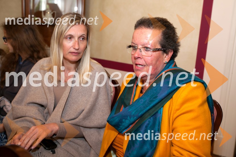  Simona Tripkovič, muzejska svetovalka, Muzej narodne osvoboditve Maribor;  Janja Bukovec, ravnateljica OŠ Prežihovega Voranca MariborPrevzeli smo muzej, novinarska konferenca