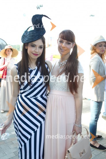  Špela  Jereb, televizijska voditeljica;  Tina Vunjak, pevka, plesalkaLady piknik pod klobuki 2014