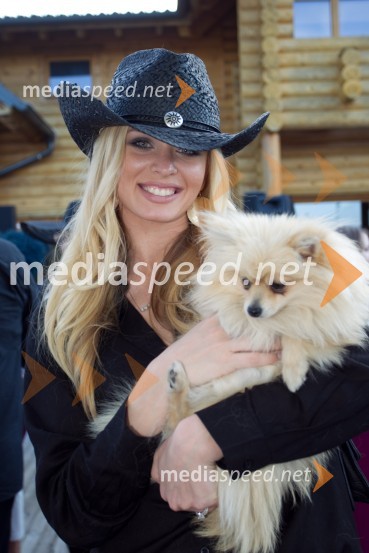  Nadiya  Bychkova, plesalkaLady piknik pod klobuki 2014