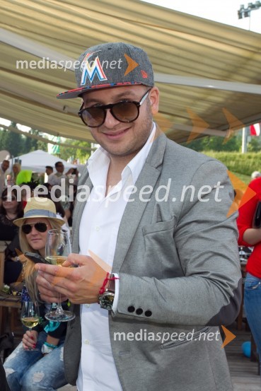  Arne Karnel, SexesLady piknik pod klobuki 2014
