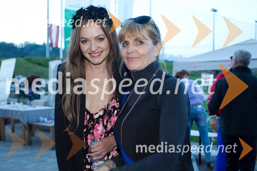  Iryna Osypenko, menekenka;  Dada  Jerovšek, Kaval GroupLady piknik pod klobuki 2014