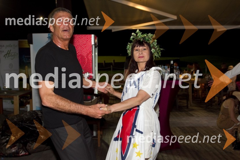 dr. Senko Pličanič, minister za pravosodje;  Violeta Tomić, igralkaLady piknik pod klobuki 2014