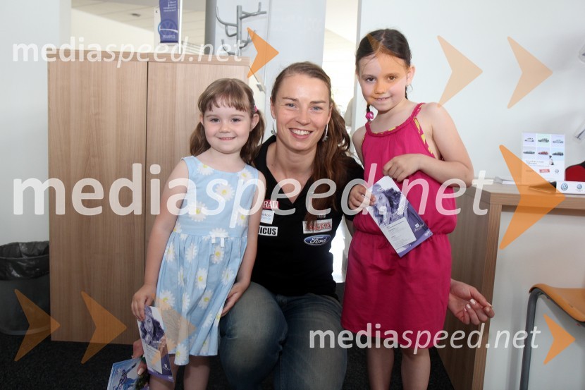  ... ;  Tina Maze, smučarka;  ... Tina Maze, novinarska konferenca in predstavitev nove ekipe Team to aMaze