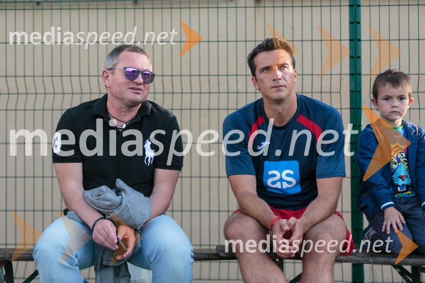  Matjaž Kek, trener;  Mile Ačimovič, nogometaš;  ... Matej Mavrič Rožič, poslovilna tekma