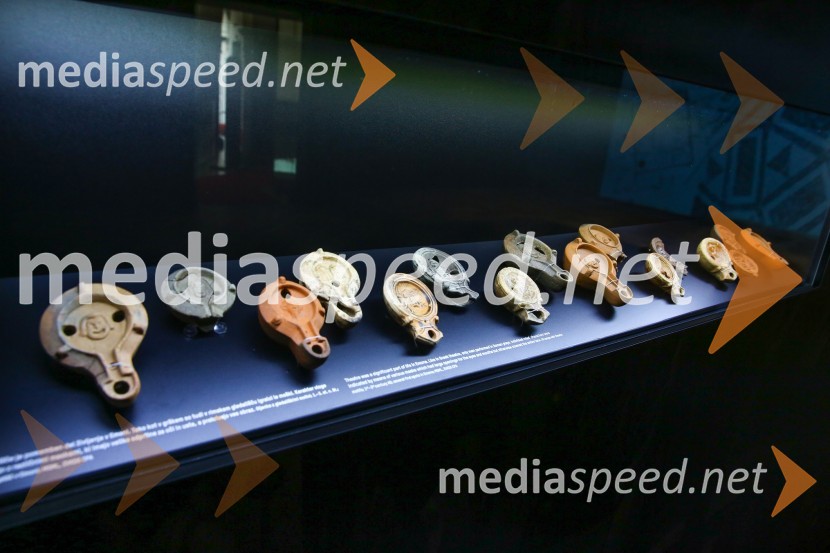 Emona: mesto v imperiju, muzejska razstava ob praznovanju 2000-letnice EmoneEmona: mesto v imperiju, muzejska razstava ob praznovanju 2000-letnice Emone