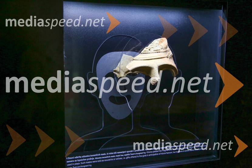 Emona: mesto v imperiju, muzejska razstava ob praznovanju 2000-letnice EmoneEmona: mesto v imperiju, muzejska razstava ob praznovanju 2000-letnice Emone