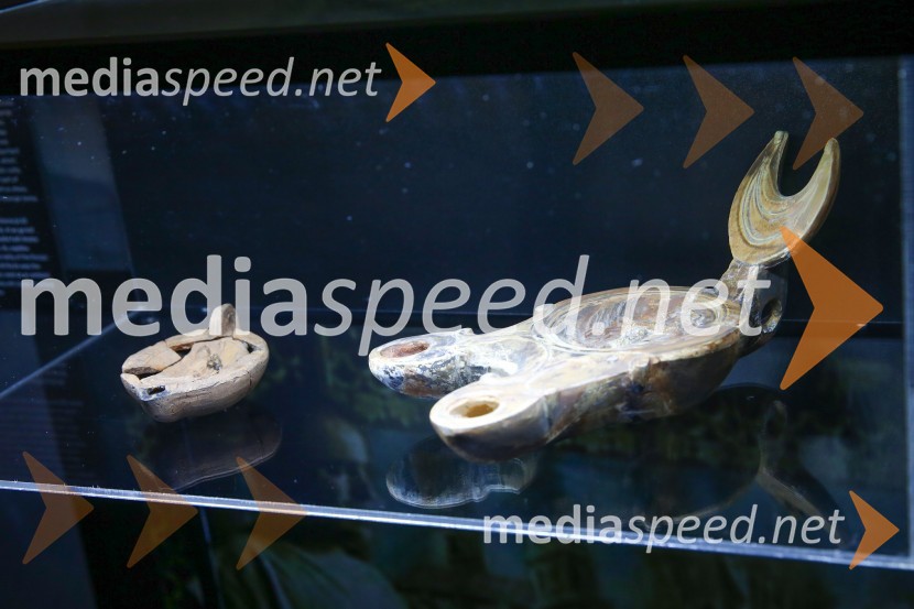 Emona: mesto v imperiju, muzejska razstava ob praznovanju 2000-letnice EmoneEmona: mesto v imperiju, muzejska razstava ob praznovanju 2000-letnice Emone