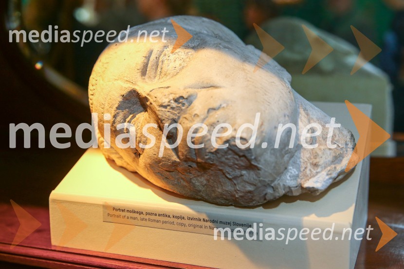 Emona: mesto v imperiju, muzejska razstava ob praznovanju 2000-letnice EmoneEmona: mesto v imperiju, muzejska razstava ob praznovanju 2000-letnice Emone