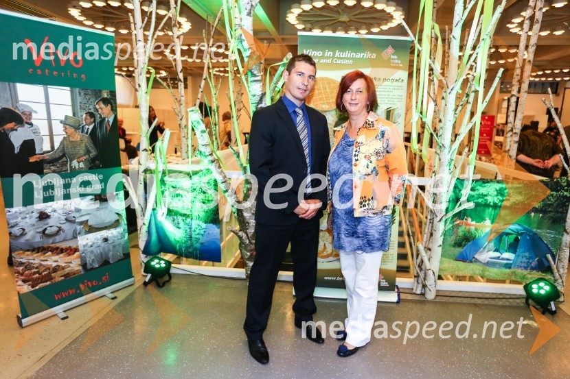  Peter Črnič, direktor RIC Bela krajina;  Jerneja  Kamnikar, ustanoviteljica in direktorica Vivo CateringUvod v Jurjevanje v Beli krajini