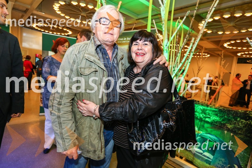  Lado  Leskovar, pevec in ambasador Unicef;  Verica Leskovar, Turizem LjubljanaUvod v Jurjevanje v Beli krajini