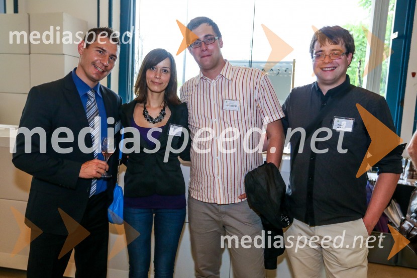  Peter Črnič, direktor RIC Bela krajina;  Urša Flek, Ars Studio Avsenik;  Jure  Grdešič;  Tomaž GrdešičUvod v Jurjevanje v Beli krajini