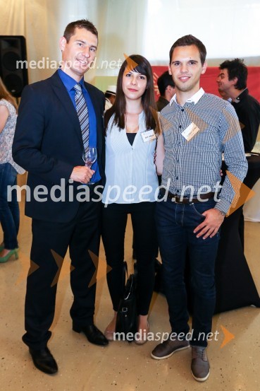  Peter Črnič, direktor RIC Bela krajina;  Urša Nagode, Comark;   Klemen Butala, ComarkUvod v Jurjevanje v Beli krajini