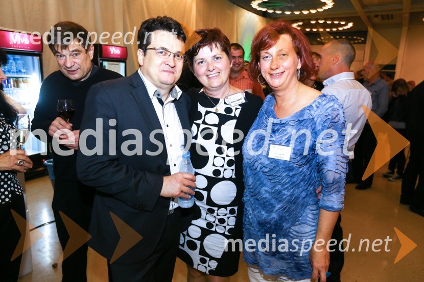  Tomaž Kordiš, direktor Gospodarske zbornice dolenjske in Bele krajine;  Tanja Adlešič, Špica d.o.o.;  Jerneja  Kamnikar, ustanoviteljica in direktorica Vivo CateringUvod v Jurjevanje v Beli krajini