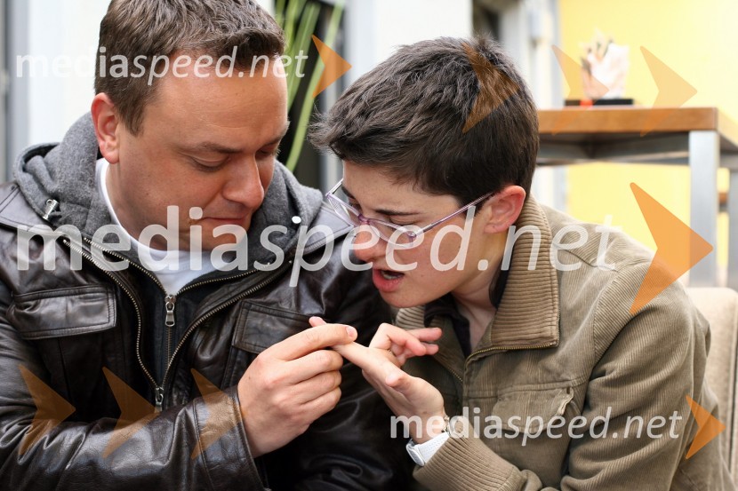 Sašo Papp radijski moderator in žena LenjaSašo Papp, radijski moderator