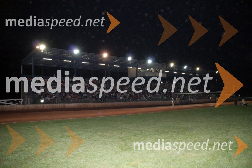 Stadion ponočiSPEEDWAY, 8. Zlata čelada