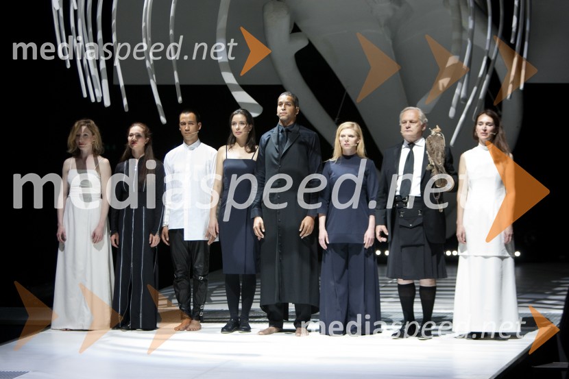 Marina Abramović ali kako sem izgubil pot do AntigoneMarina Abramović ali kako sem izgubil pot do Antigone
