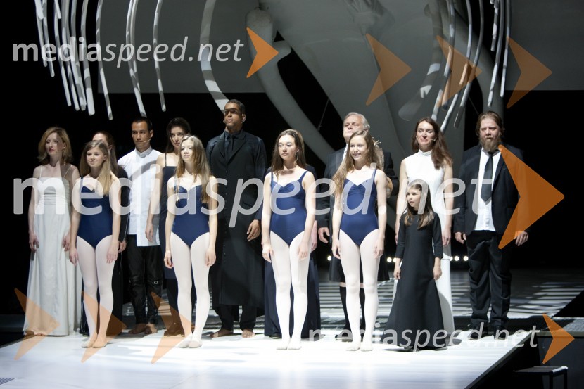 Marina Abramović ali kako sem izgubil pot do AntigoneMarina Abramović ali kako sem izgubil pot do Antigone