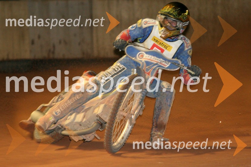 David Ruud, Švedska. Novi rekorder 398 metrov dolgega petišovskega ovala, ki ga je prevozil s povprečno hitrostjo 82,24 km/h.SPEEDWAY, 8. Zlata čelada