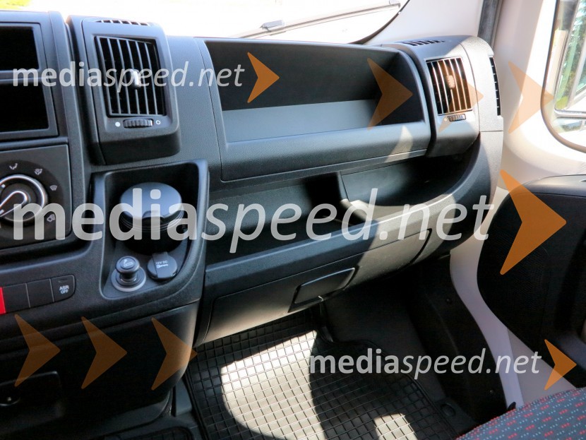 Novi Citroen Jumper, slovenska predstavitevNovi Citroen Jumper, slovenska predstavitev