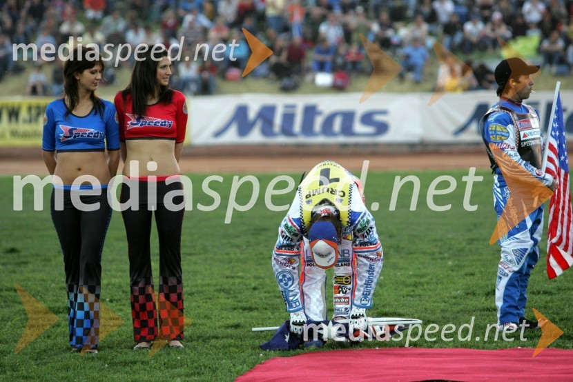 Hostese in Jason Crump, AvstralijaSPEEDWAY SGP 2007, VN Italije, dirka