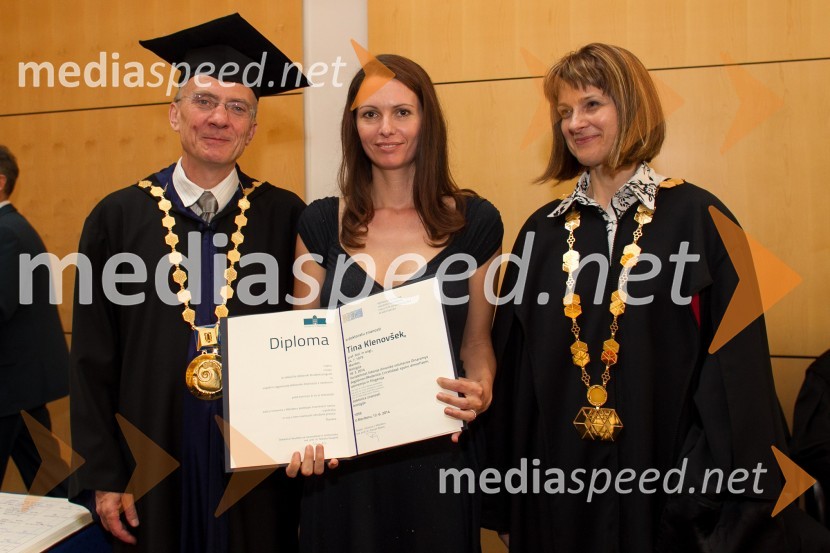prof. dr.  Danijel Rebolj, rektor Univerze v Mariboru; dr. Tina Klenovšek, Fakulteta za naravoslovje in matematiko, Univerza v Mariboru; prof. dr.  Nataša Vaupotič, dekanica,  Fakulteta za naravoslovje in matematiko, Univerza v MariboruPromocija doktorjev znanosti UM, junij 2014