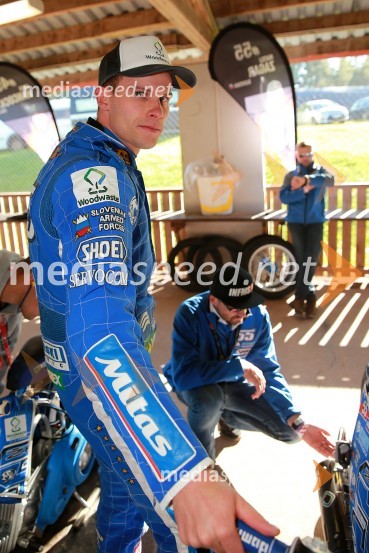  Matej Žagar, speedwayist (Slovenija)Žagarjev boks s Pedersenom in pomembnih deset točk