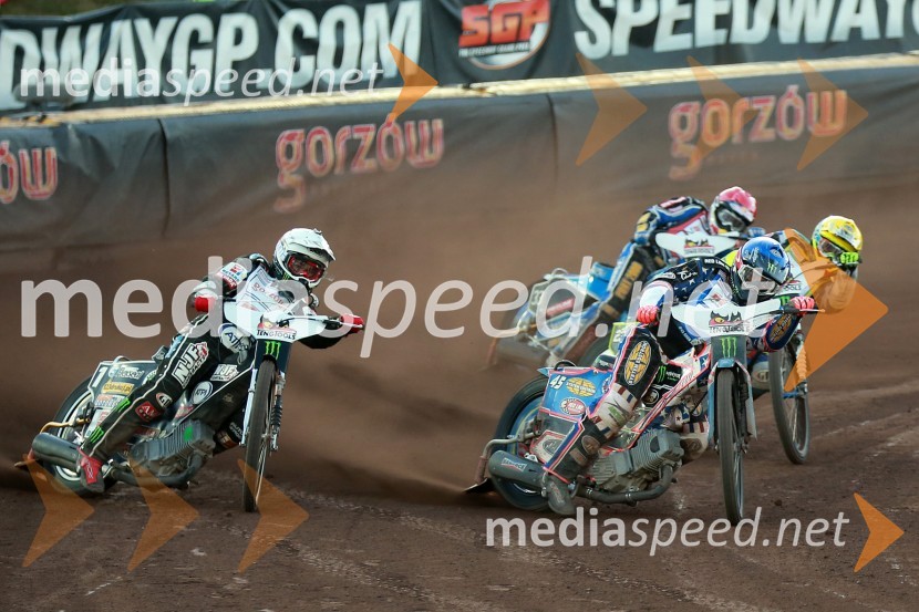  Tai  Woffinden, speedwayist (Velika Britanija);  Jaroslaw  Hampel, speedwayist (Poljska);  Greg  Hancock, speedwayist (ZDA);  Chris Holder, speedwayist (Avstralija)Žagarjev boks s Pedersenom in pomembnih deset točk