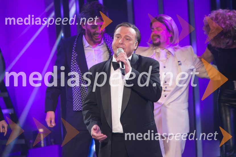  Tomaž  Ahačič, pevecZnan obraz ima svoj glas, zadnja oddaja