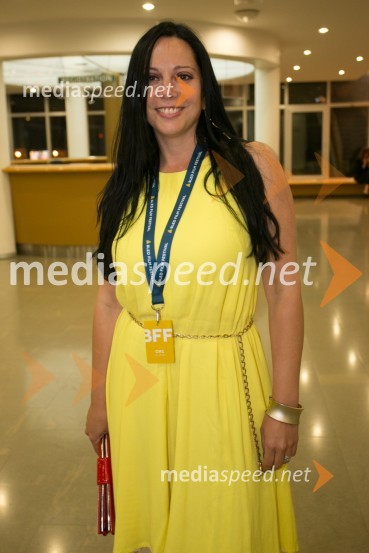  Veronika Žajdela, voditeljicaBled film festival, otvoritvena slovesnost