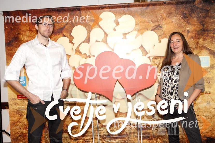  Gorazd Slak, izvršni producent muzikala Cvetje v jeseni;  Miša Stanko, producent, Cvetje v jeseniMuzikal Cvetje v jeseni, novinarska konferenca