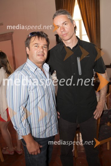  Matjaž Vlašič, glasbenik;  Vojko  Anzeljc, režiserMuzikal Cvetje v jeseni, novinarska konferenca