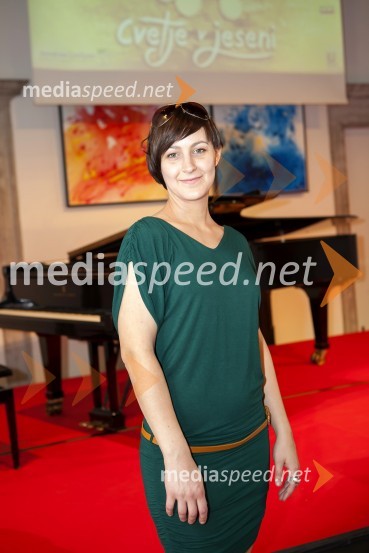  Ana Grasselli, solistka v Cvetju v jeseniMuzikal Cvetje v jeseni, novinarska konferenca