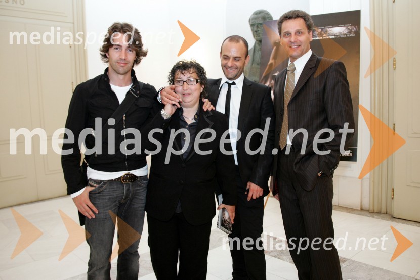 Edward Clug, vodja baleta SNG Maribor, Dragica Petrovič, producentka, Tomaž Pandur, režiser in Danilo Rošker, direktor SNG MariborTesla Electric Company, predstava Pandur Theaters v SNG Maribor