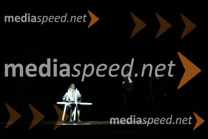 Prizor iz predstave Tesla Electric CompanyTesla Electric Company, predstava Pandur Theaters v SNG Maribor
