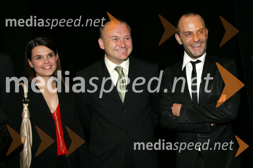 Franc Kangler, mariborski župan z ženo Tanjo in Tomaž Pandur, režiserTesla Electric Company, predstava Pandur Theaters v SNG Maribor