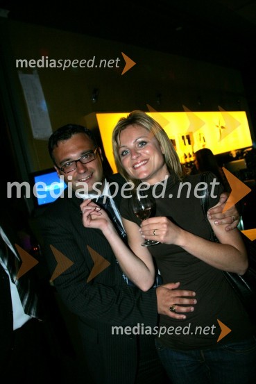 Boštjan Zagorac, poslanec SNS z ženo Jasmino
Tesla Electric Company, predstava Pandur Theaters v SNG Maribor