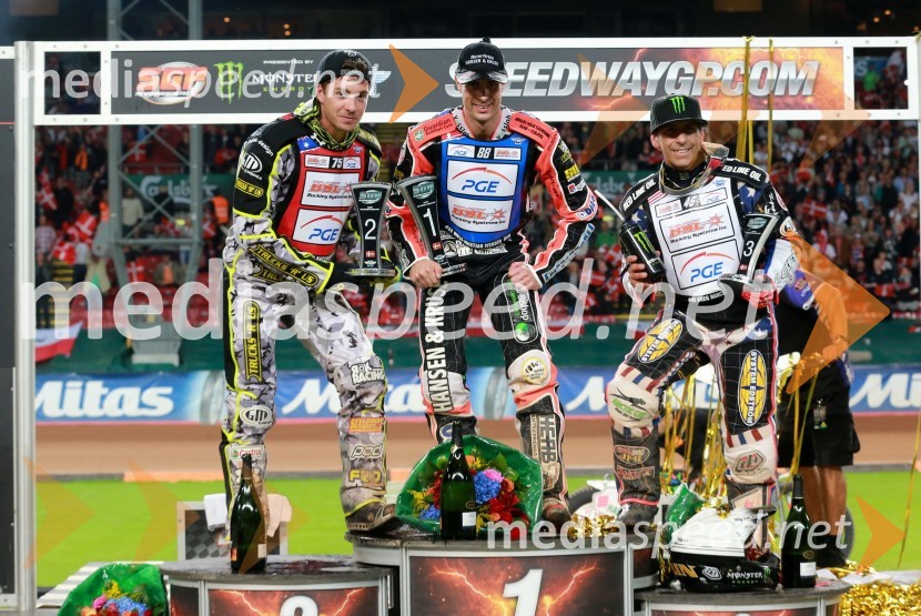  Troy Batchelor, speedwayist (Avstralija);  Niels-Kristian  Iversen, speedwayist (Danska);  Greg  Hancock, speedwayist (ZDA)Iversen zadnji kralj Parkna, Žagar za točko ob polfinale