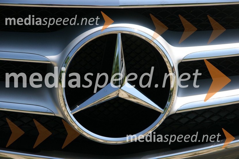 Mercedes-Benz E 300 Bluetec HybridMercedes-Benz E 300 Bluetec Hybrid, mediaspeed test