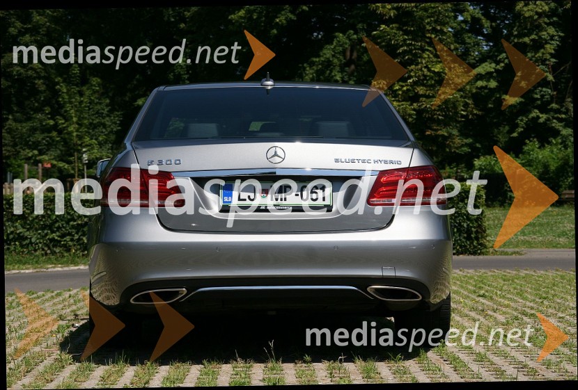 Mercedes-Benz E 300 Bluetec HybridMercedes-Benz E 300 Bluetec Hybrid, mediaspeed test